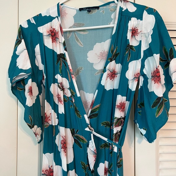 Shore Wrap Dress - Picture 2 of 5